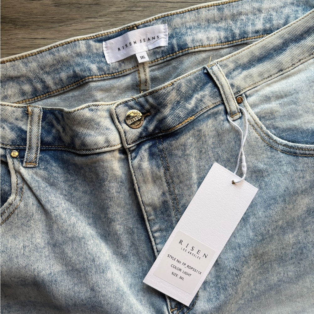 Judy Blue Light Blue Straight Leg Jeans